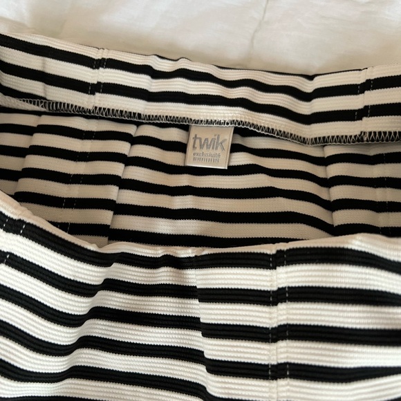 Twik Ribbed Elastic A line Skirt with Stripes - Picture 2 of 4